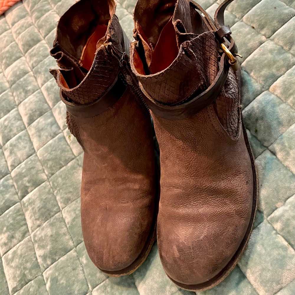 A.S. 98 boots 39